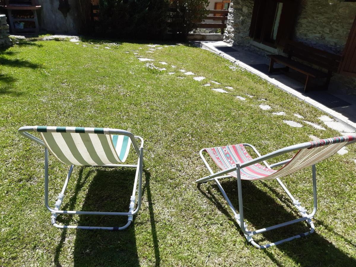 Sauze d'Oulx with garden, ciâbőt la garitüla Daire Dış mekan fotoğraf