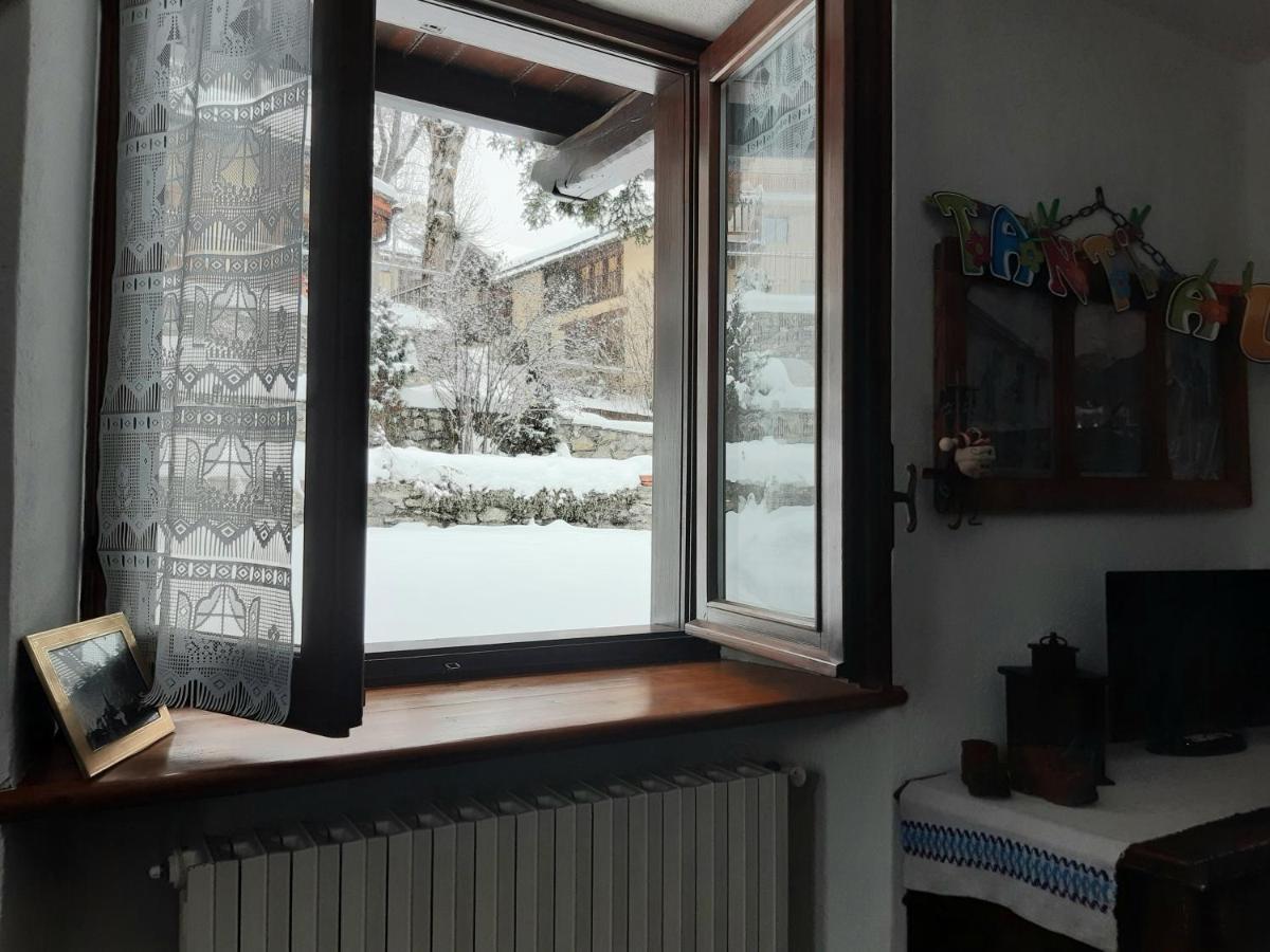 Sauze d'Oulx with garden, ciâbőt la garitüla Daire Dış mekan fotoğraf