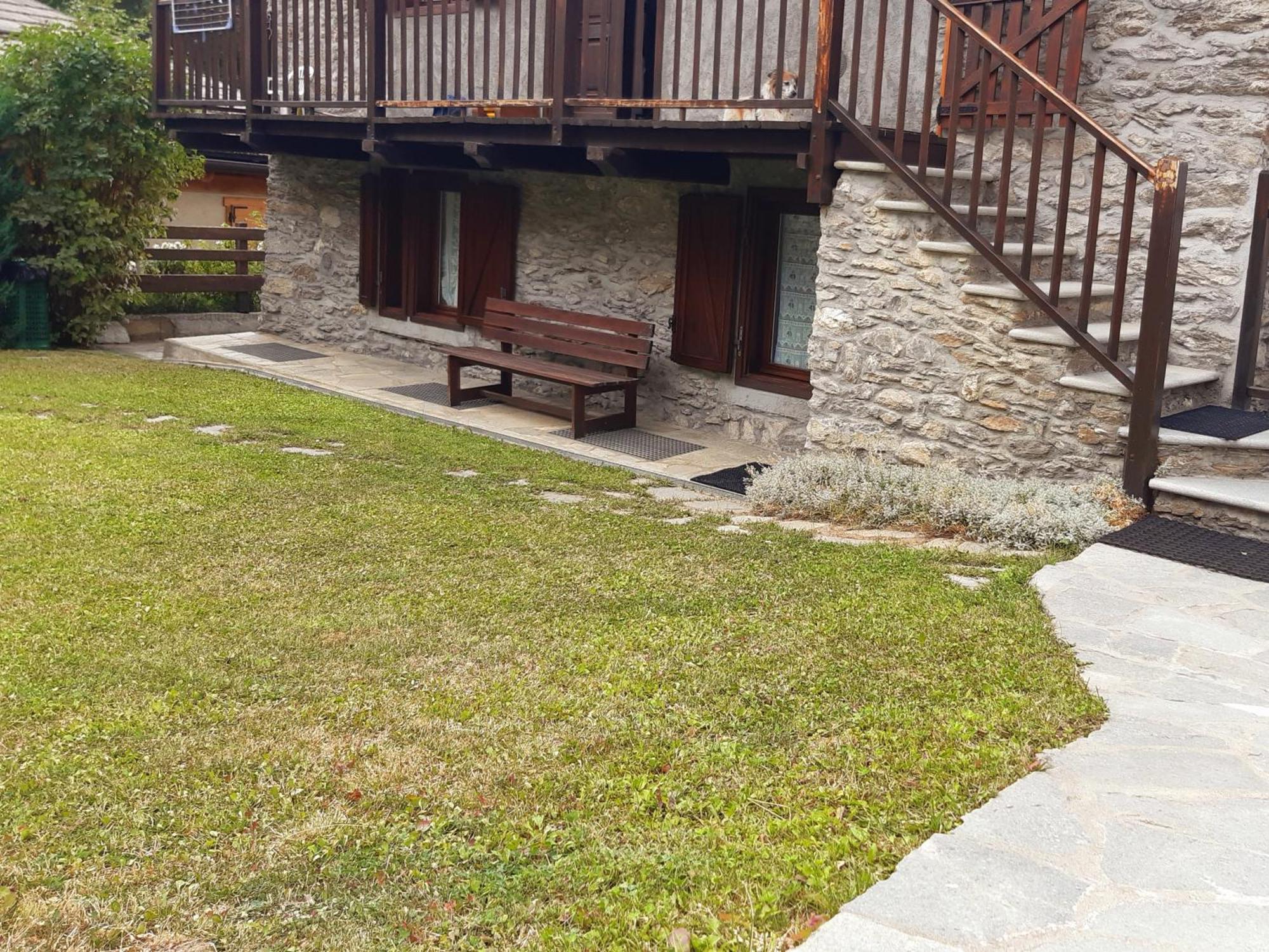 Sauze d'Oulx with garden, ciâbőt la garitüla Daire Dış mekan fotoğraf